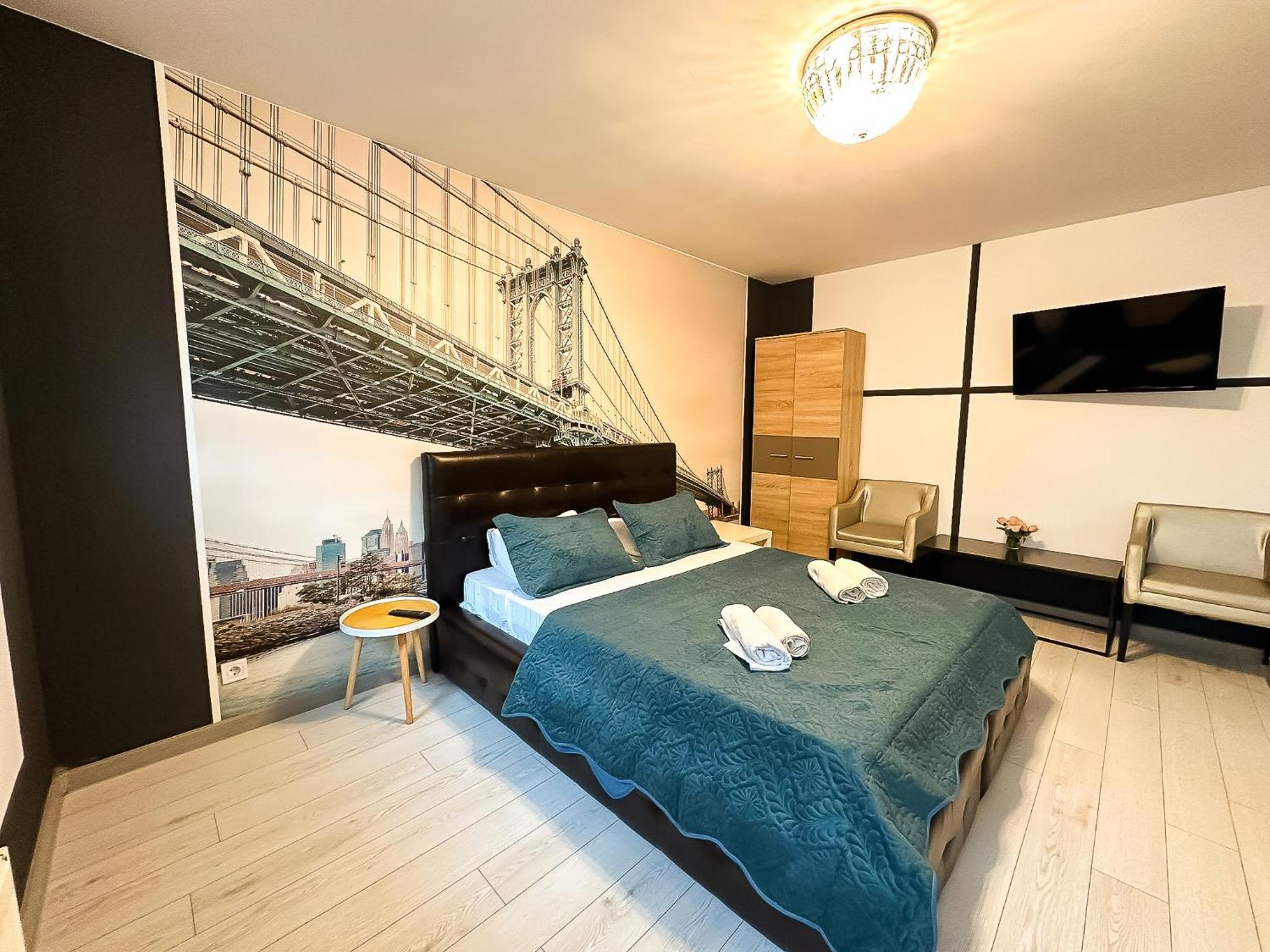 The Bridge - Central Studio With Free Parking Craiova Exterior photo